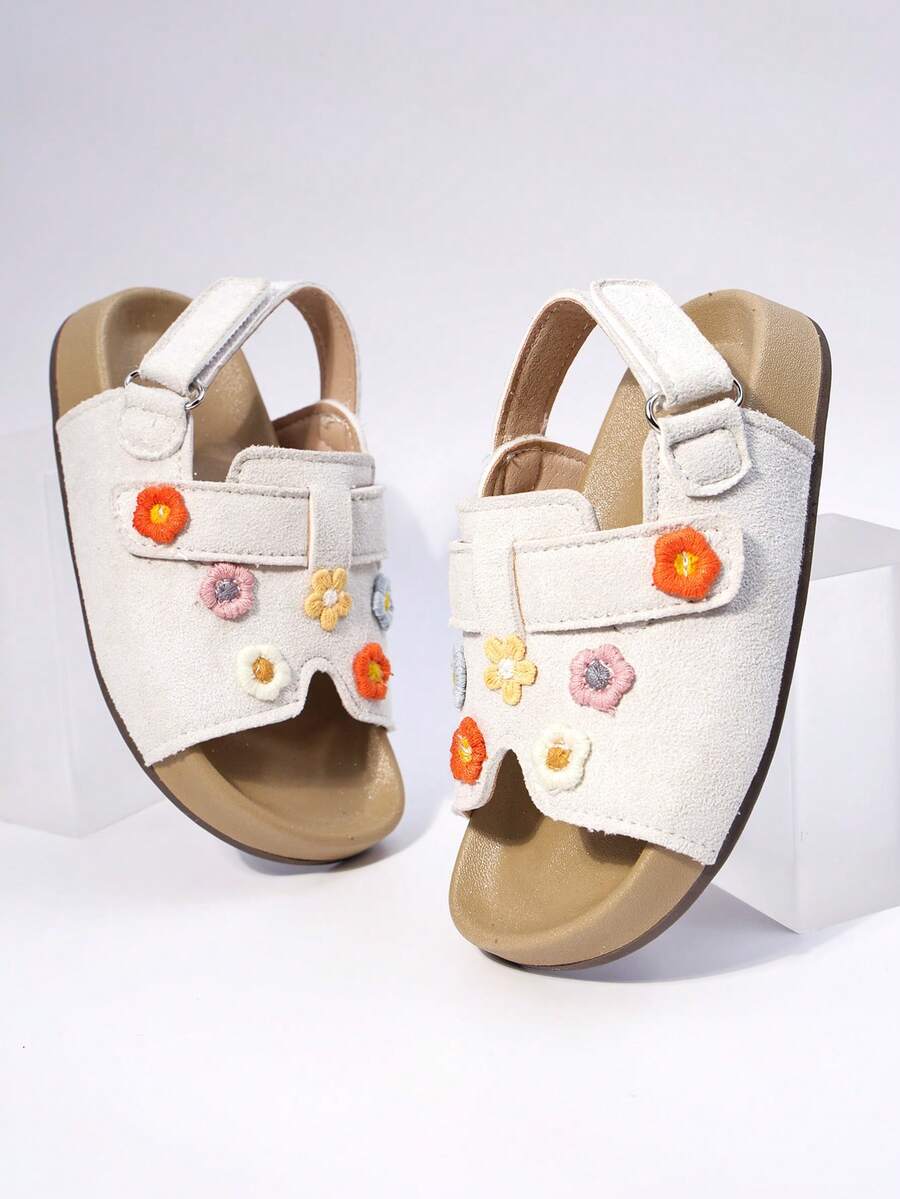 Girls Sandals, 2026 New Flower Princess Shoes, Non-Slip Soft Bottom Children Sandals, Soft Leather Suitable For Summer Wear - Beige - View 1
