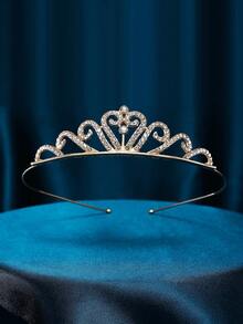 1件时尚优雅水晶皇冠头饰，适合女性日常装饰、服装搭配、约会、派对、节日礼物、新娘团队、婚礼装饰、角色扮演配饰、道具和服装、新娘头箍、锌合金头箍、闪亮字母设计、镶嵌水晶，璀璨夺目，轻盈材质，呵护肌肤。 - 銀色 - 查看 5