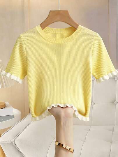 Blusa casual de playa con cuello redondo, manga corta, de punto, con parches de encaje en azul claro y blanco, y ribete de volantes, estilo elegante y urbano casual para vacaciones