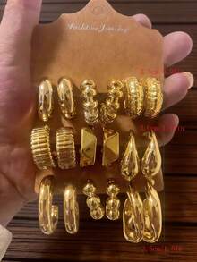 Juego de 3-9 pares de pendientes vintage con baño de oro, 9 estilos para mezclar y combinar, adecuado para ir al trabajo o a una fiesta, el brillo del metal de alta gama realza el resplandor de la piel, aros en forma de C, texturas, diseños geométricos, cubriendo todos los elementos, accesorio de joyería esencial para mujeres - Dorado - Ver 9