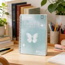 Este conjunto de caderno verde inclui um caderno espiral A5, ideal para trabalho, negócios, viagens e uso no escritório. O caderno vem com uma caneta e etiquetas coloridas para anotações, convenientes para registrar e planejar compromissos a qualquer hora e em qualquer lugar. Alta qualidade. - Multicolorido - Ver 5