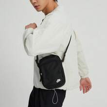 Nike 男女通用双肩包，2026 春季新款运动休闲通勤旅行单肩包/斜挎包，小巧型 DB0456-010 - 黑色 - 查看 5