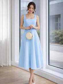 Women's Midi Dress With Square Neckline And Defined Waist - 淺藍色 - 查看 1
