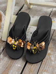 女士手工珍珠蜜蜂人字拖，休闲软底凉鞋，户外轻便舒适，适合夏季度假和海滩穿着，是完美的度假礼物。 - 金色 - 查看 9