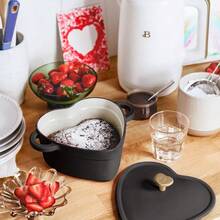 Black Sesame-Infused 2-Quart Cast Iron Heart-Shaped Dutch Oven By Celebrity Chef - Multicolor - View 2