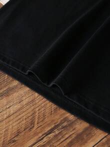 A children's clothing base short sleeved top, male/female, regular length, made of comfortable, breathable and machine washable fabric, suitable for daily outdoor travel and play, casual wear, versatile clothing for spring, autumn and summer - Negro - Ver 3