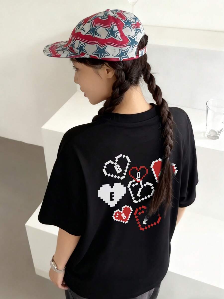 2026夏季新款女式圆领休闲宽松像素爱心和英文字母印花图案设计时尚百搭短袖T恤，1件装 - 黑色 - 查看 1