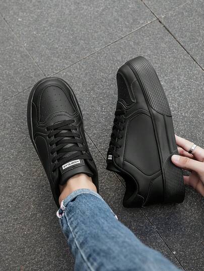 Men's Minimalist Fashion Solid Color Patchwork Letter Print Black Skate Shoes, Versatile Outdoor Commute Sports Sneakers