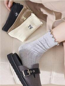 4 Pairs Women's Random Sweet Bowknot Ruffle Edge JK Style Comfortable Versatile Crew Socks - 彩色 - 查看 3