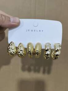 2/6/18pcs Gold-Tone Fashion Earring Set For Women. Includes Textured Teardrop, Textured C-Hoop, Twisted, Wood, Smooth Large C, And Faceted Wide C Styles. Suitable For Daily Wear, Parties, Gifting To Relatives, Friends, Girlfriends, Couples, And Mothers. - Gold - View 2