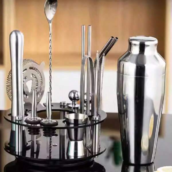 Juego de coctelera de 750ml, herramientas de bar de acero inoxidable con soporte acrílico semicircular