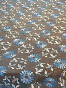 HXARTMIS 1件优雅浅蓝色圆形桌布，网眼面料，刺绣精美，有效保护餐桌，防尘防污，适用于家庭厨房、户外花园、餐厅、咖啡馆和酒店等场所。也适用于婚礼装饰、户外派对、日常装饰、情人节、新年和其他主题节日，多种尺寸可选。 - 淺藍色 - 查看 10