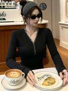 Sweet & Cool Plaid Patchwork V-Neck Long Sleeve T-Shirt, Slim Fit Layering Top, Spring/Summer - Black - View 2