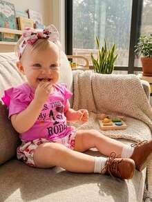 Western Baby Girl Clothes Cowgirl Summer Clothes Letter Boots Cow Print Crew Neck Short Sleeve Romper Shorts And Bow Headband 3 Pcs Set - 玫紅色 - 查看 3