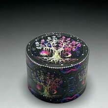 4-Layer Zinc Alloy Grinder With Golden Tree Of Life Theme, Precise Serrated Grinding For Fine Texture, Practical Kitchen Tool - Multicolor - View 5