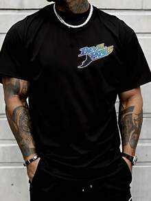 Baseball League Black T-Shirt, Printed With A Vintage Gradient Style "DEVIL RAYS" Team Name Graphic. A Fashionable And Casual T-Shirt For Sports, Fitness, Streetwear, And Personalized Styling.  A Graphic T-Shirt Suitable For Both Men And Women. - 黑色5 - 查看 9