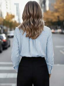 女士休闲基础款条纹尖领长袖衬衫，带纽扣口袋，适合日常办公穿着，秋冬春季皆宜 - 淺藍色CS046-1 - 查看 6