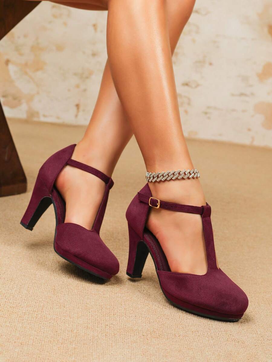 Giày cao gót nữ kiểu dáng quai chữ T, đế xuồng nhọn, mũi nhọn, kiểu Mary Jane thanh lịch, màu đỏ rượu vang, phù hợp cho công sở, đám cưới, gót dày khoét rỗng, chất liệu giả da lộn thoải mái. - Màu Đỏ Sâu - Xem 1