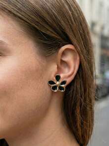 韩式女士彩色花朵耳钉,度假甜美可爱花朵耳环,金色不锈钢耳环,适合女孩佩戴,百搭精致花卉设计,时尚温柔风格,夏季海滩度假比基尼配饰,吸睛服饰,婚纱配饰 - 百搭珠宝,游泳、沐浴、运动时佩戴皆宜,非常适合情人节、生日、母亲节和度假惊喜。 - 彩色 - 查看 11