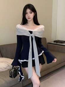 撞色条纹蕾丝拼接Y2K风格二合一长袖T恤，露肩设计，简约风格，春季款 - 藏蓝色 - 查看 4