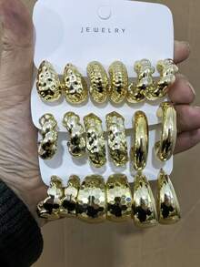 2/6/18pcs Gold-Tone Fashion Earring Set For Women. Includes Textured Teardrop, Textured C-Hoop, Twisted, Wood, Smooth Large C, And Faceted Wide C Styles. Suitable For Daily Wear, Parties, Gifting To Relatives, Friends, Girlfriends, Couples, And Mothers. - Gold - View 1