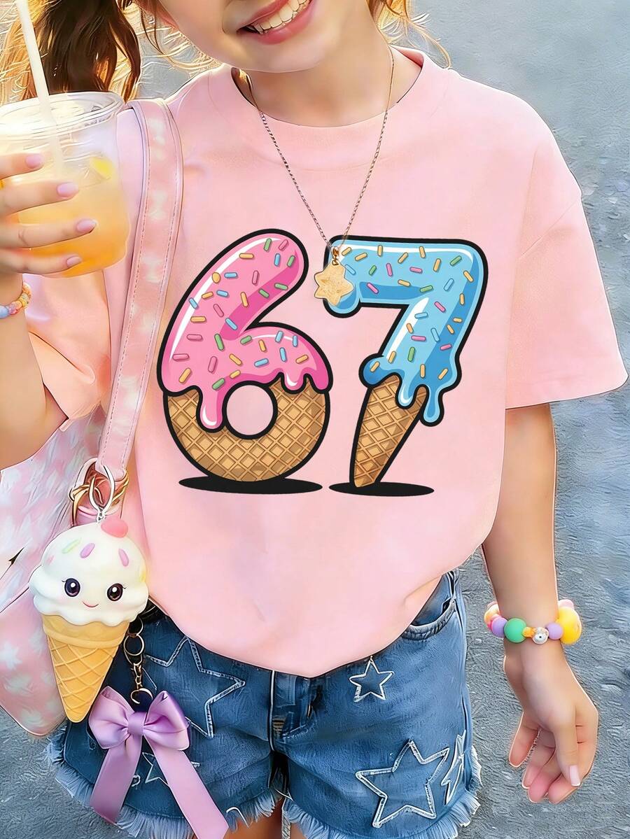 少女冰淇淋卡通“67”印花T恤，面料柔软舒适，时尚夏季上衣，适合日常穿着、街头风和校园风。 - 粉色 - 查看 1