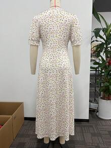 新款时尚数码印花牛奶丝面料连衣裙，凉爽面料，适合约会、居家、度假、露营、海滩、摄影、跳舞、派对、购物等场合，百搭休闲碎花短袖连衣裙，优雅舒适的面料，夏季白色连衣裙 - 白色 - 查看 6