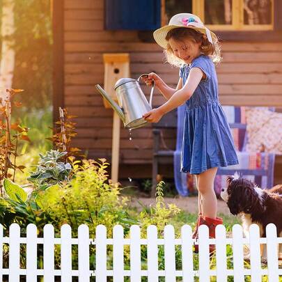 5pcs/Set White Plastic Fence Picket Fence For Christmas Xmas Tree Wedding Party Decoration, Decor White Picket Fence Garden Border Edging For Grass Lawn Landscape, Pathways (50 X 30CM)