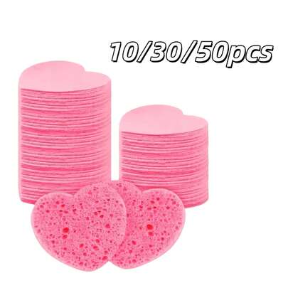 10/30/50片装压缩心形洁面海绵，天然去角质洁面棉片，适合居家和旅行使用。