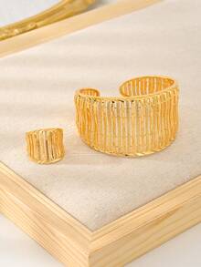 Luxury & Elegant Women's Gold Bracelet And Ring Jewelry Set - Yellow Gold - View 4