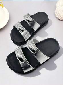 1 Pair 3-10 Years Old Girls' Black & Silver Metallic Buckle Sandals, Soft PU Non-Slip Thick Sole Open Toe Double Strap Flat, Fashionable Luxury Style, Summer Outdoor/Daily Wear - Silver - View 8
