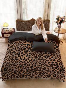 3pcs Leopard Print Bedding Set (1 Duvet Cover + 2 Pillowcases, Without Filler), Realistic Brown And Black Leopard Pattern, Soft And Skin-Friendly Animal Print Design, Suitable For All Seasons, Zipper Closure, Applicable For Hotel, Bedroom, Guest Room And Dormitory Decoration, Easy Care, Fashion Modern Minimalist, Lightweight And Breathable - Brown - View 2