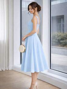 Women's Midi Dress With Square Neckline And Defined Waist - 淺藍色 - 查看 3