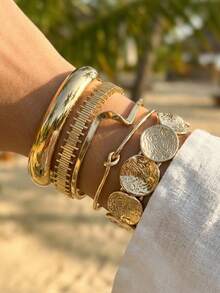5 pièces Ensemble de bracelets larges en métal doré avec design géométrique exagéré et vintage de style luxueux, convient pour un port quotidien, style "old money", cadeau - Or jaune - Voir 1