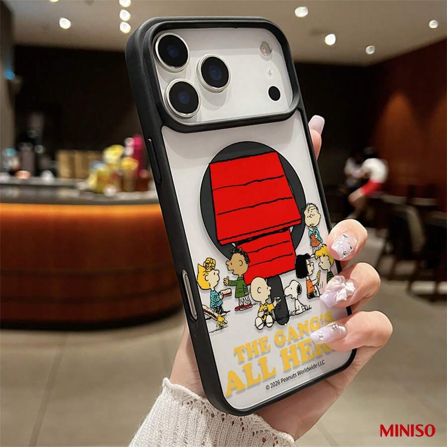 Miniso Peanuts The Gang's All Here Group Design Phone Case Transparent Magnetic Shockproof Case Suitable For Iphone 17 Pro Max/17 Pro/17 Air/17/16/15/14/13/12/11/X/XS Pro/Pro Max Series Iphone 17 Pro Max Case Iphone 17 Pro Case Iphone 17 Case Stocking Stuffers The Girlfriend The Chosen Early Fall Fashion - 黑色 - 查看 1