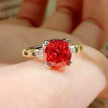 Nhẫn cưới nữ mạ vàng trắng hai màu, đính đá pha lê carbon cao, kiểu dáng hoa băng, 4 chấu. - Đỏ - Xem 2