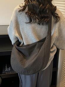 Japanese Style Crescent Moon Shaped Large Capacity Niche Retro Nylon Crossbody Bag, Casual Commuter Wide Strap Dumpling Bag, Student Plaid Shoulder Bag - Black - View 3