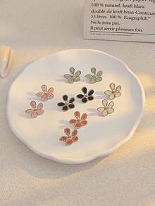 韩式女士彩色花朵耳钉,度假甜美可爱花朵耳环,金色不锈钢耳环,适合女孩佩戴,百搭精致花卉设计,时尚温柔风格,夏季海滩度假比基尼配饰,吸睛服饰,婚纱配饰 - 百搭珠宝,游泳、沐浴、运动时佩戴皆宜,非常适合情人节、生日、母亲节和度假惊喜。 - 彩色 - 查看 2