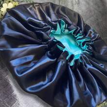 Set Of 4 Impeccable Satin Bonnets! Double-Sided / Sleep Beauty Nighttime Hydration / Frizz Control And Maximum Comfort - 一套4個,顏色隨機 - 查看 3