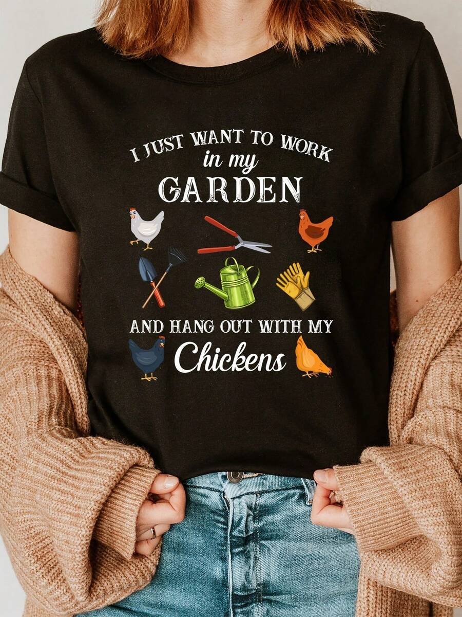 Camiseta negra con diseño original de jardín y gallinas ideal para amantes de la jardinería y animales casual en moda mexicana 2023 - Negro - Ver 1