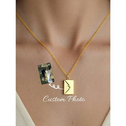 Custom Engraved Photo Envelope Necklace Women's Pendant, Exquisite Personalized Containing Commemorative Photo Envelope Necklace, Stainless Steel Heart-Shaped Openable Hidden Photo Commemorative Confession Sentimental Relationship Jewelry Bride And Groom Wedding Season, Anniversary Gift For Lover Wife, Birthday, Christmas, New Year Gift,Jewelry & Watches,Season Picks,Custom Name Stainless Steel Necklace, Personalized Nameplate