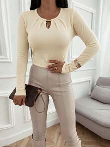 Solid Color Knit Top With Openwork And Ruched Neckline, Suitable For Everyday Wear, Nights Out And Street Style In Winter, Brown Top, Elegant Casual Women's Top For Spring - Beige - View 4