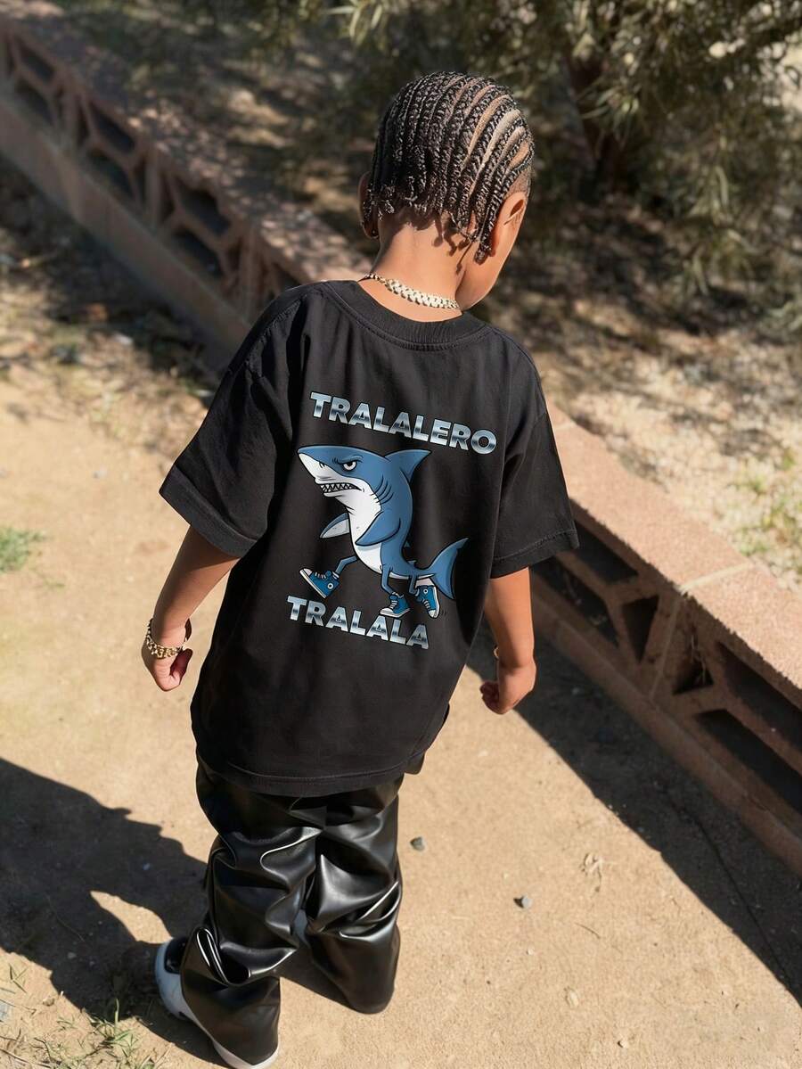 1pc Young Boy Casual Round Neck Short Sleeve T-Shirt With Mythical Creature Print, Summer Student Wear - The T-Shirt With "Shan Hai Jing" Character Print Brings Joy And Happiness To Every Child! TRALALERO TRALALA - Black - View 1