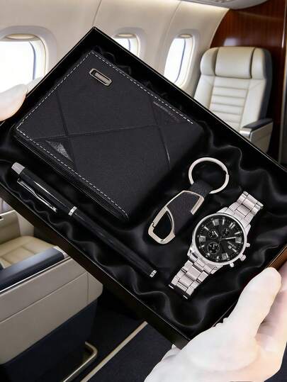 مجموعة ساعات كوارتز رجالية أعمال بسيطة 4 قطع، مجموعة إكسسوارات أعمال فاخرة للرجال (تشمل ساعة كوارتز بعقارب وقرص أسود وسوار معدني فضي، محفظة جلد أسود نسيجية، سلسلة مفاتيح جلد أسود بحلقة معدنية فضية، قلم معدني أسود فضي). تتميز بتصميم معدني فضي وجلد أسود عصري، الساعة بقرص أسود ووظيفة الكرونوغراف تعزز العملية، والسوار المعدني يضمن ارتداء مريح.