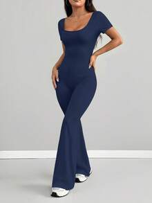 AITYI Studio 女士连体裤，修身剪裁，休闲 U 领纯色时尚性感舒适修身，适合户外运动，百搭实用，适合毕业典礼、新年、情人节、春夏等场合穿着。弹力针织短袖喇叭裤连体裤。 - 藏蓝色 - 查看 6