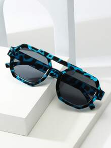 1pc Unisex Square Frame PC Material Fashion Glasses , Minimalist Stylish High-End Fashion, Suitable For Travel, Leisure, Party, Beach, Daily Wear - Blue Tortoiseshell Frame With Gray Accents - View 4