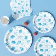 Platos, servilletas y vasos desechables con diseño de conchas en acuarela azul - Juego de suministros para fiesta de un solo uso, sirve a 8 invitados, platos de papel desechables, vajilla de fiesta adecuada para cumpleaños, bodas, fiestas temáticas, picnics familiares - Multicolor - Ver 4