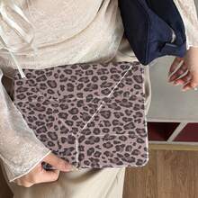 Cheetah,Leopard Print Leopard Print Cute Flat Protective Case Suitable Compatible With Apple 11th Gen, Pro 2025 New Model, 10th Gen, Air 7/6, 11 Inch, Fashionable For Women - Brown - View 3