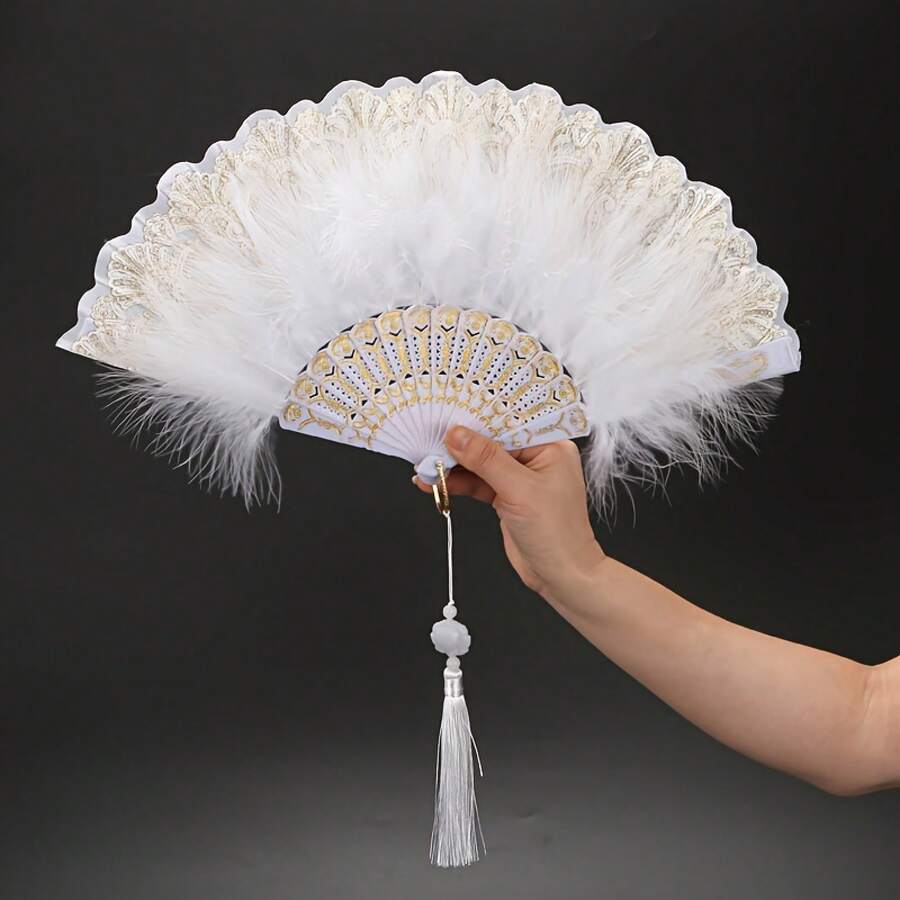 A Feather Fan, Fashionable Retro Beautiful Plastic Fan Bone Feather Made With Gold-Plated Edge, Handmade Folding Fan With Large Jade Lotus Ear For Performance, Catwalk, Dance, And Decoration - 白色 - 查看 1