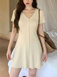 V-Neck Short Sleeve Knit Dress, Fitted A-Line Sweater Dress, Sexy Minimalist Style, Spring/Summer - Apricot - View 4